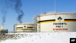 Нефтехранилище "Роснефти". Архивное фото.